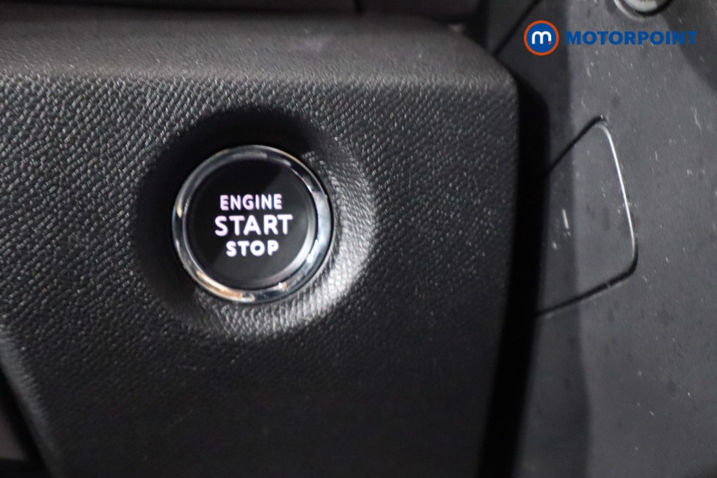 Citroen C4 Shine Plus Automatic Electric Hatchback - Stock Number (1616134) - 13th supplementary image