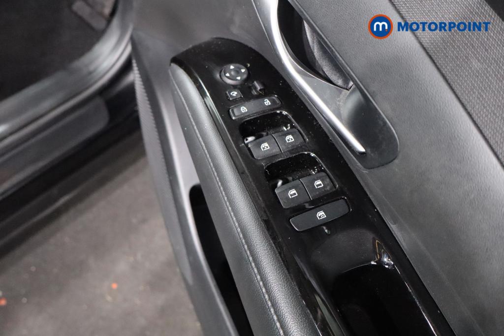 Hyundai Tucson Se Connect Manual Petrol SUV - Stock Number (1616180) - 16th supplementary image