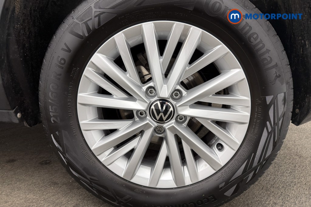 Volkswagen T-Roc Life Automatic Petrol SUV - Stock Number (1616185) - 2nd supplementary image