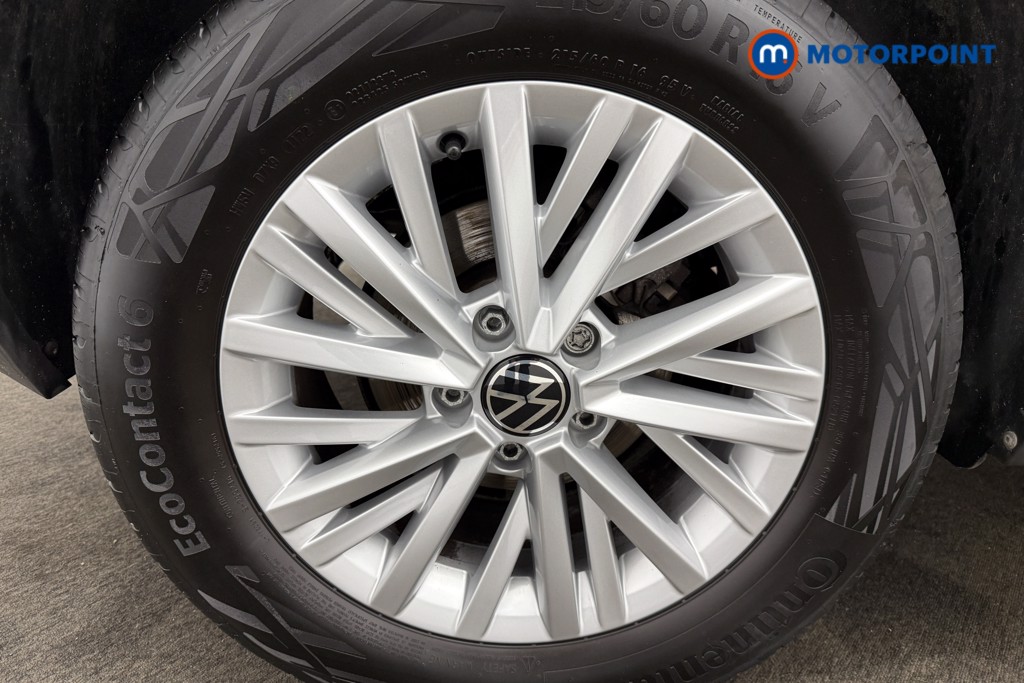 Volkswagen T-Roc Life Automatic Petrol SUV - Stock Number (1616185) - 3rd supplementary image