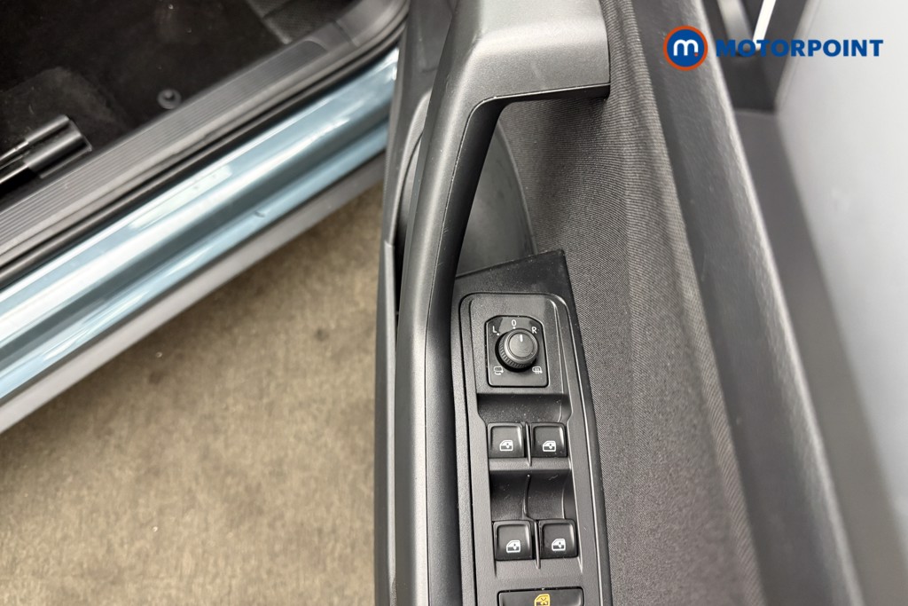 Volkswagen T-Roc Life Automatic Petrol SUV - Stock Number (1616185) - 20th supplementary image