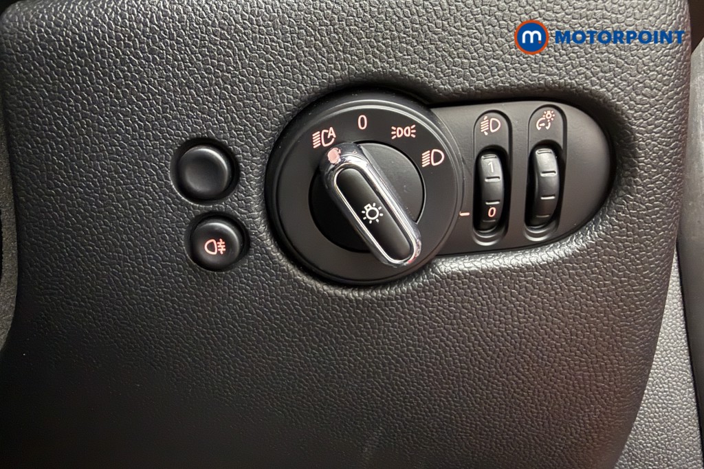 Mini Hatchback Cooper S Sport Manual Petrol Hatchback - Stock Number (1616322) - 16th supplementary image