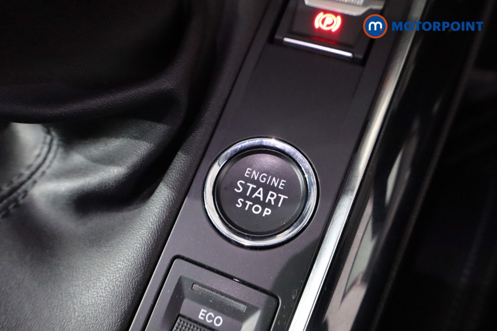 Peugeot 3008 Allure Premium-Plus Manual Diesel SUV - Stock Number (1616623) - 13th supplementary image