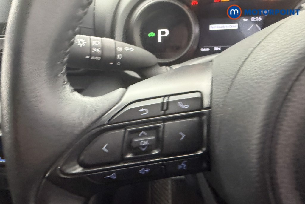 Toyota Yaris Design Automatic Petrol-Electric Hybrid Hatchback - Stock Number (1568481) - 16th supplementary image
