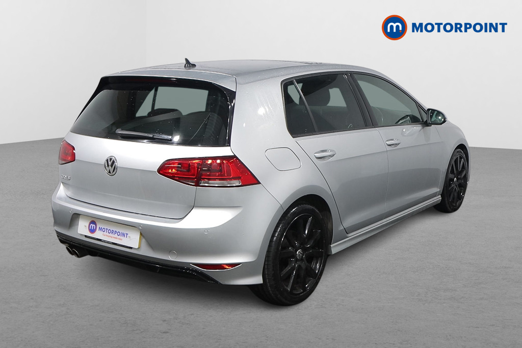 Volkswagen Golf R-Line Edition Automatic Diesel Hatchback - Stock Number (1583474) - Drivers side rear corner
