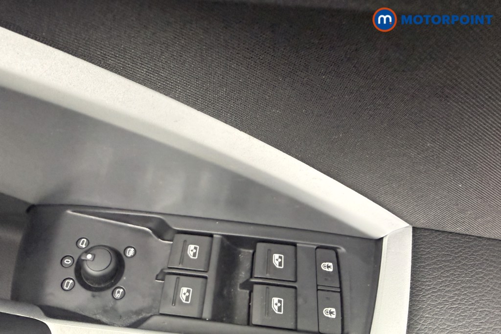 Audi Q3 Technik Manual Petrol SUV - Stock Number (1596923) - 12th supplementary image