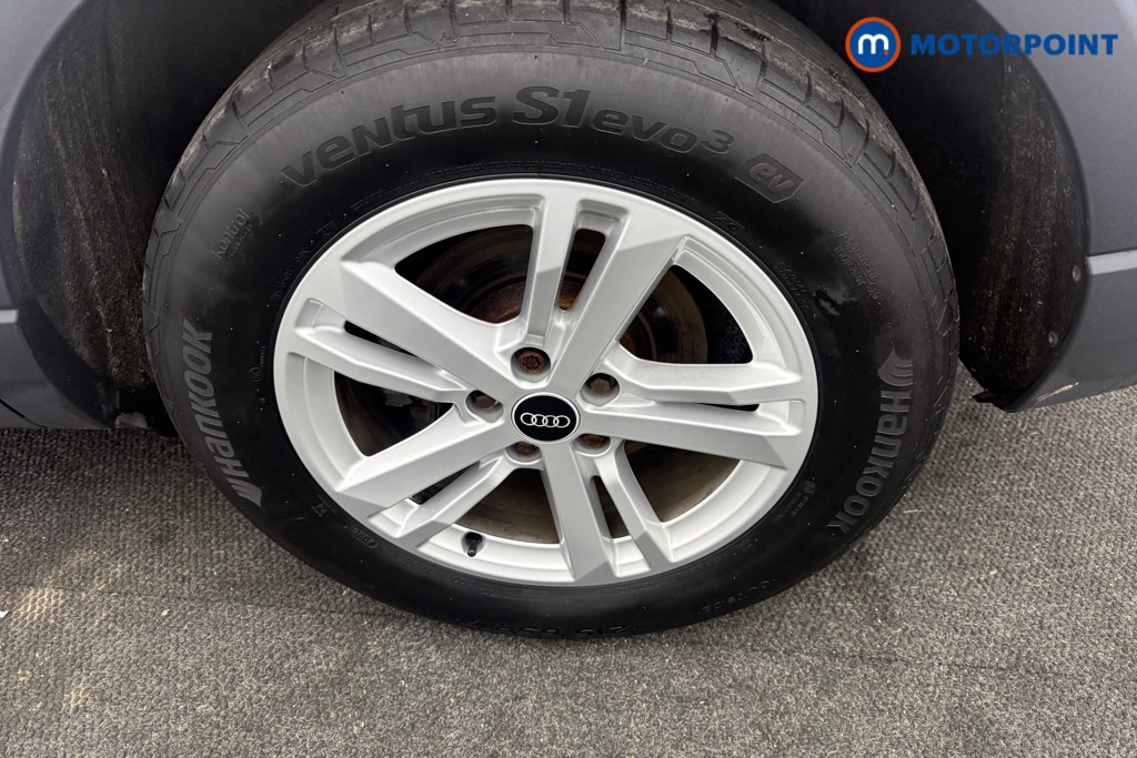 Audi Q3 Technik Manual Petrol SUV - Stock Number (1596923) - 32nd supplementary image