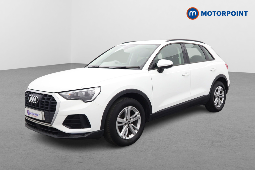 Audi Q3 Technik Manual Petrol SUV - Stock Number (1596923) - Passenger side front corner