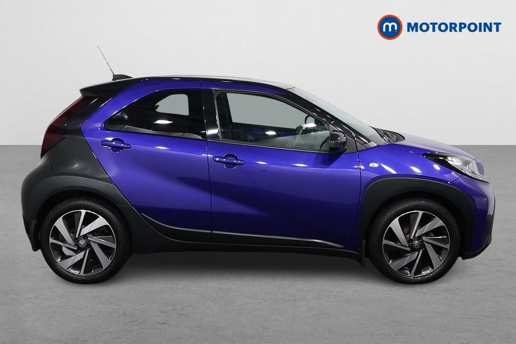 Toyota Aygo X Edge Manual Petrol Hatchback - Stock Number (1597679) - Drivers side