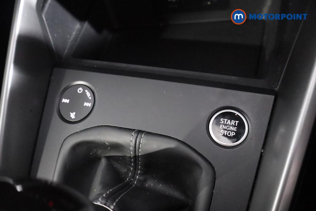 Audi A3 S Line Manual Petrol Saloon - Stock Number (1598635) - 7th supplementary image