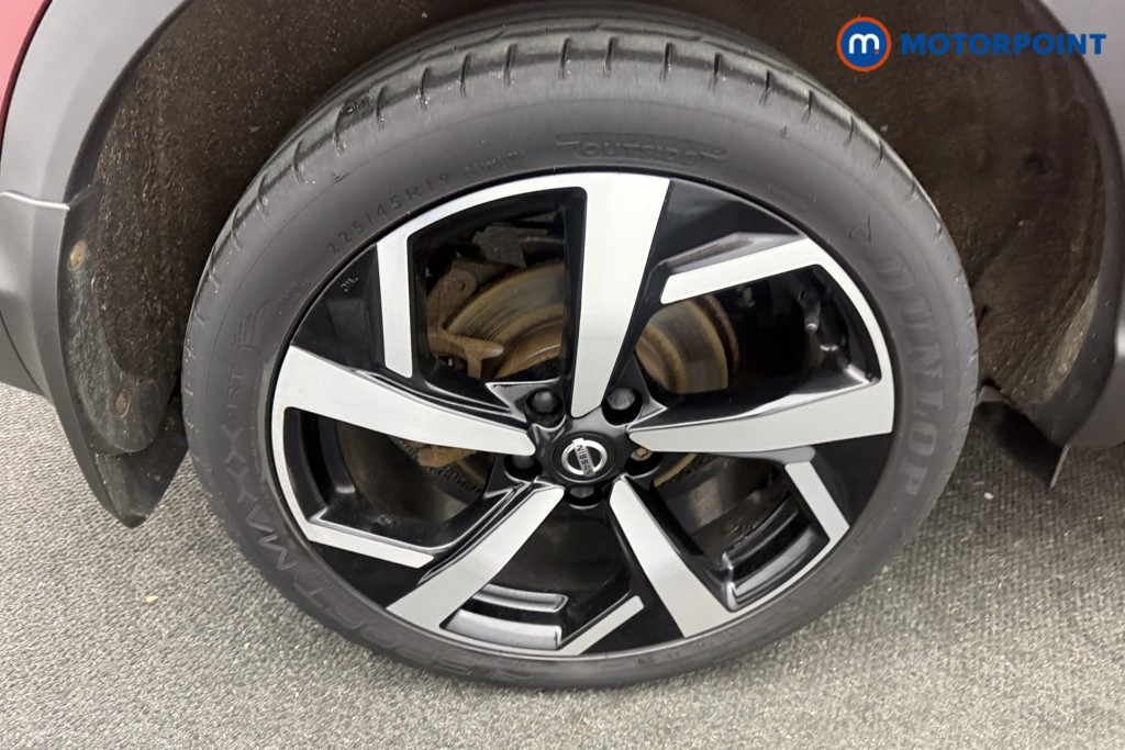 Nissan Qashqai Tekna Manual Petrol SUV - Stock Number (1601720) - 8th supplementary image