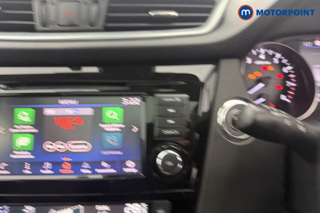 Nissan Qashqai Tekna Manual Petrol SUV - Stock Number (1601720) - 19th supplementary image