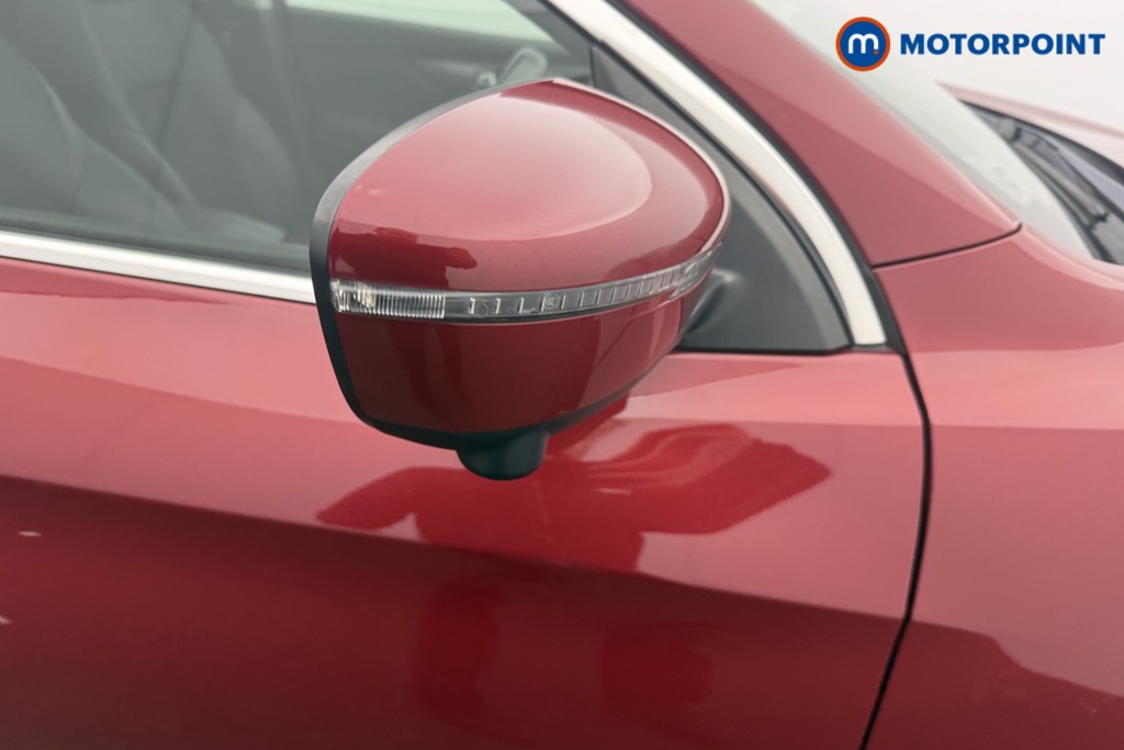 Nissan Qashqai Tekna Manual Petrol SUV - Stock Number (1601720) - 23rd supplementary image