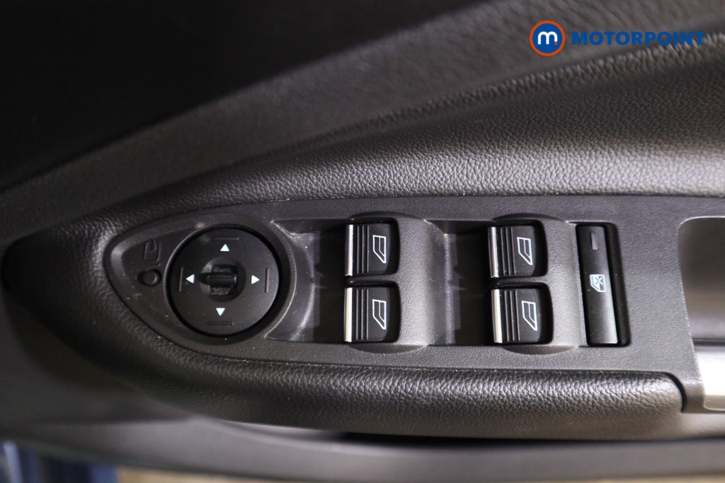 Ford Kuga St-Line Manual Petrol SUV - Stock Number (1602920) - 14th supplementary image