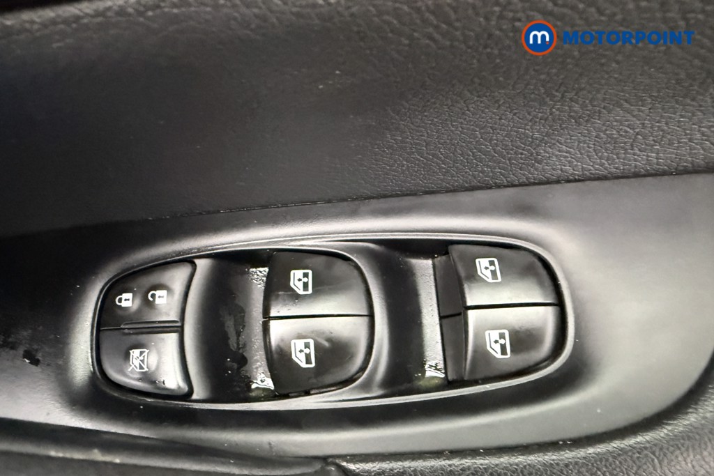 Nissan Qashqai N-Tec Manual Petrol SUV - Stock Number (1605295) - 19th supplementary image