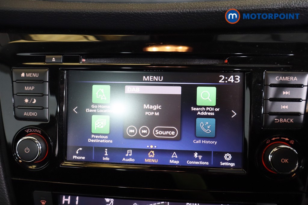 Nissan Qashqai N-Connecta Manual Petrol SUV - Stock Number (1607066) - 4th supplementary image