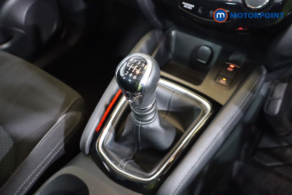 Nissan Qashqai N-Connecta Manual Petrol SUV - Stock Number (1607066) - 12th supplementary image