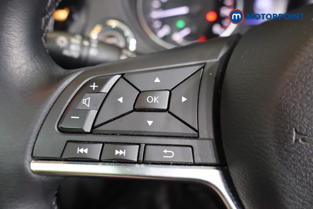 Nissan Qashqai N-Connecta Manual Petrol SUV - Stock Number (1607066) - 13th supplementary image