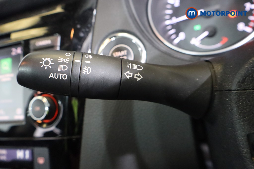 Nissan Qashqai N-Connecta Manual Petrol SUV - Stock Number (1607066) - 15th supplementary image
