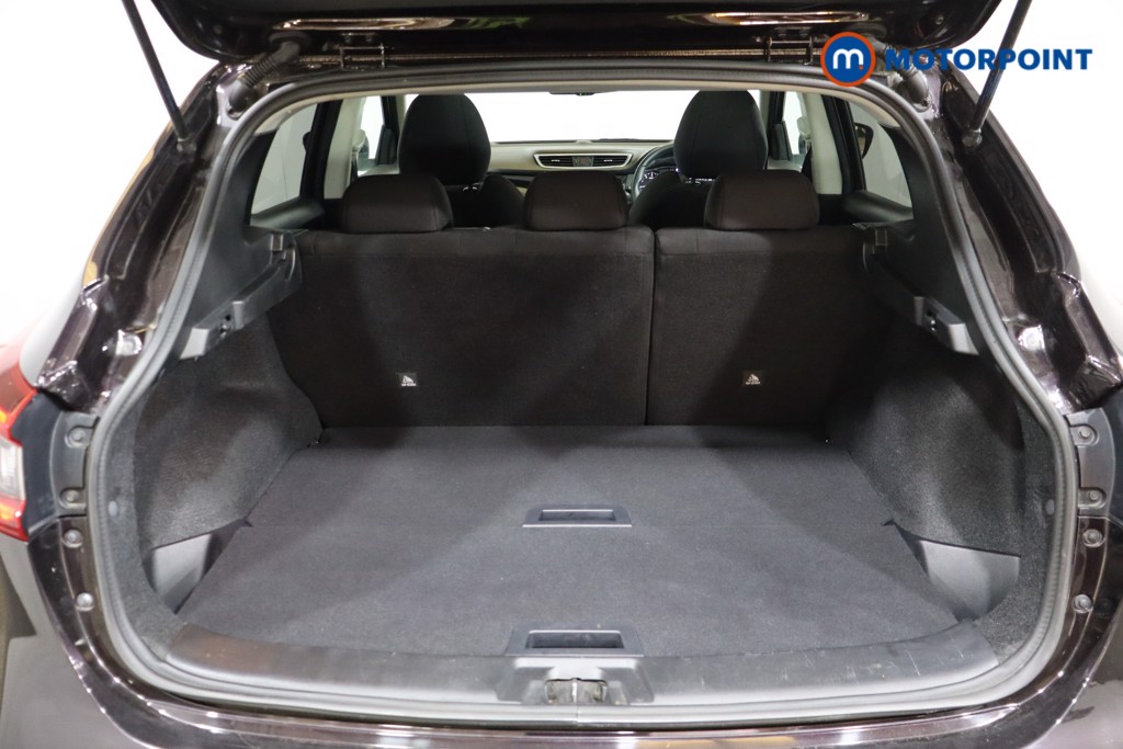 Nissan Qashqai N-Connecta Manual Petrol SUV - Stock Number (1607066) - 23rd supplementary image