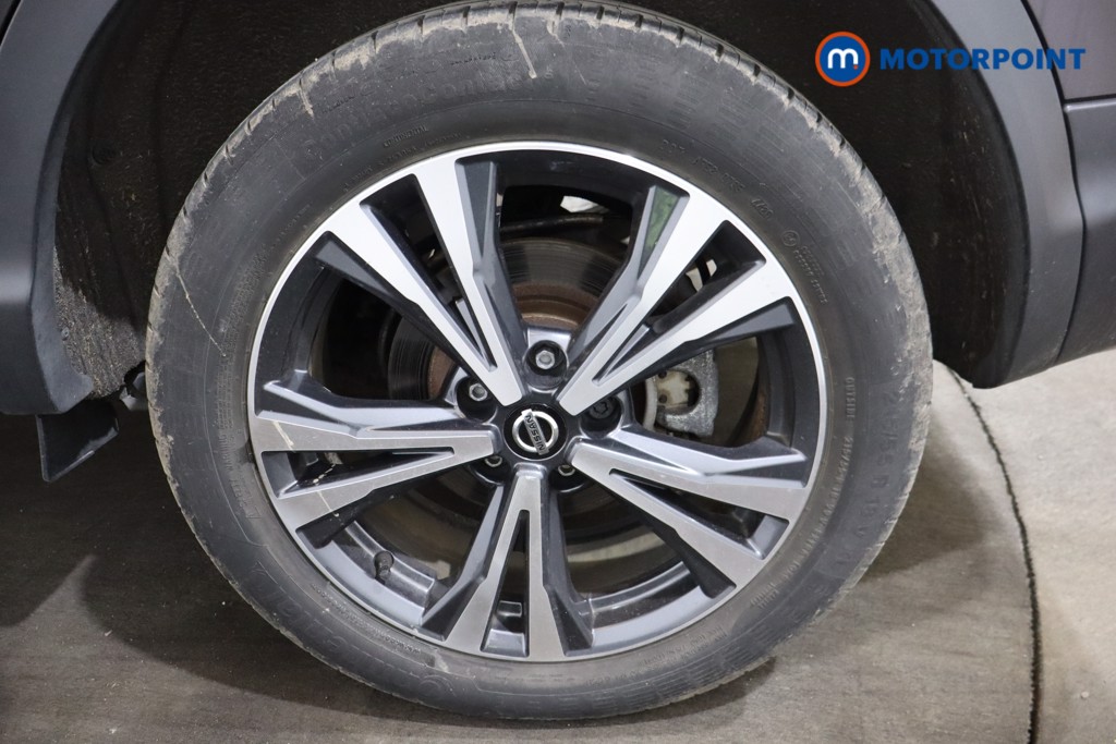 Nissan Qashqai N-Connecta Manual Petrol SUV - Stock Number (1607066) - 28th supplementary image