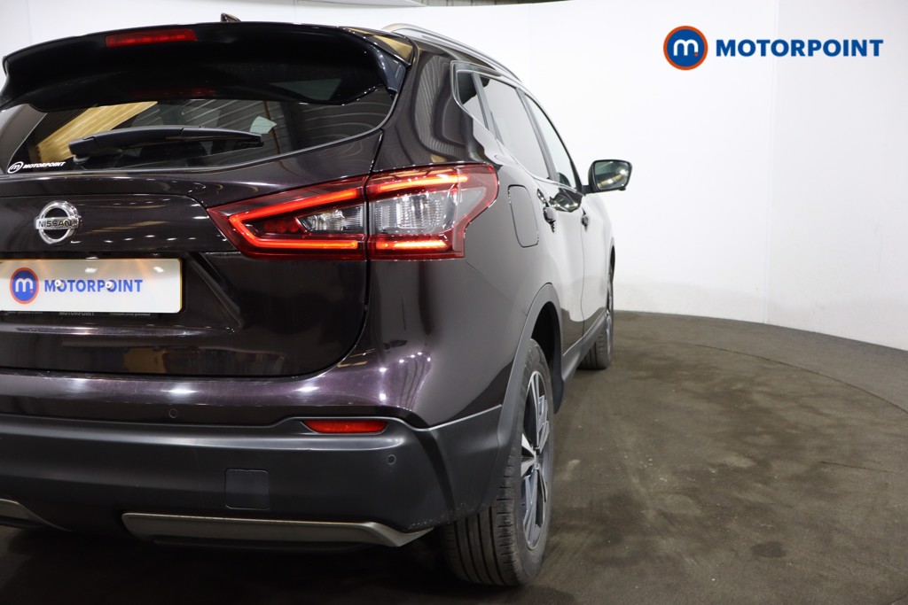 Nissan Qashqai N-Connecta Manual Petrol SUV - Stock Number (1607066) - 30th supplementary image