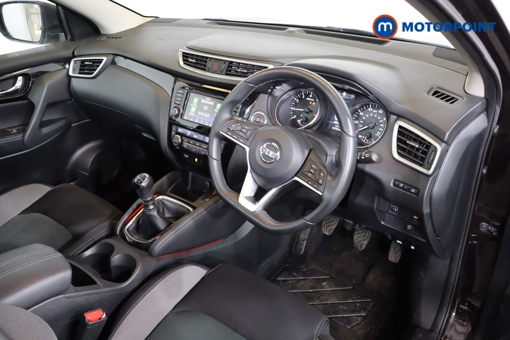 Nissan Qashqai N-Connecta Manual Petrol SUV - Stock Number (1607066) - 1st supplementary image