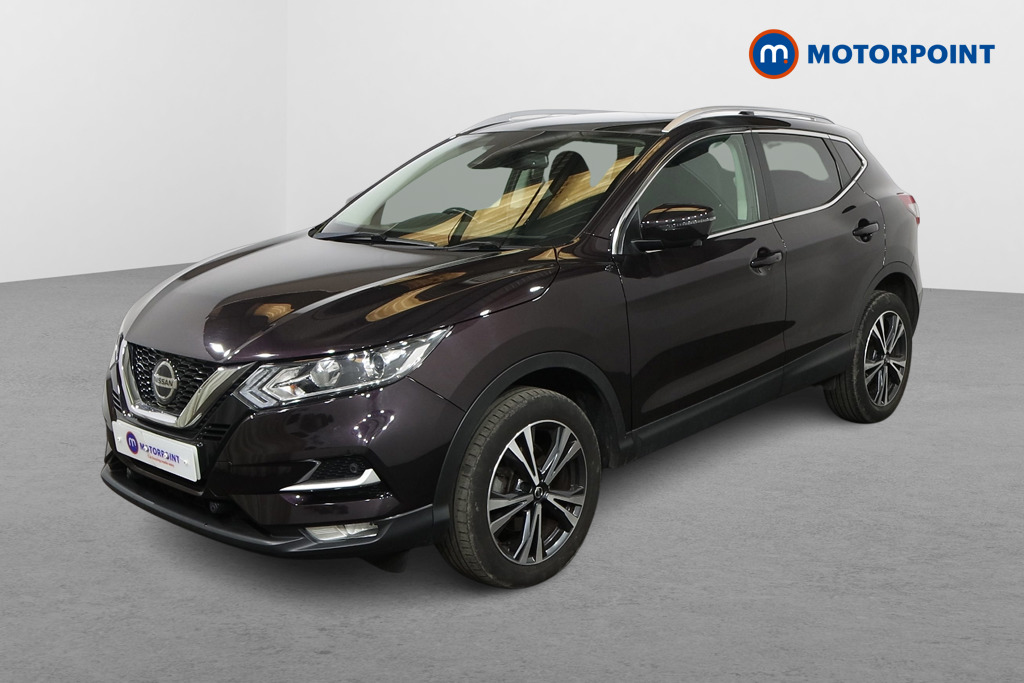 Nissan Qashqai N-Connecta Manual Petrol SUV - Stock Number (1607066) - Passenger side front corner
