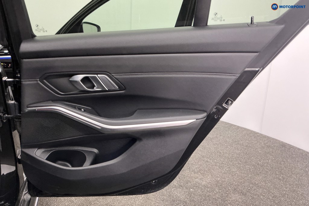 BMW 3 Series M340d Automatic Diesel Saloon - Stock Number (1608281) - 28th supplementary image