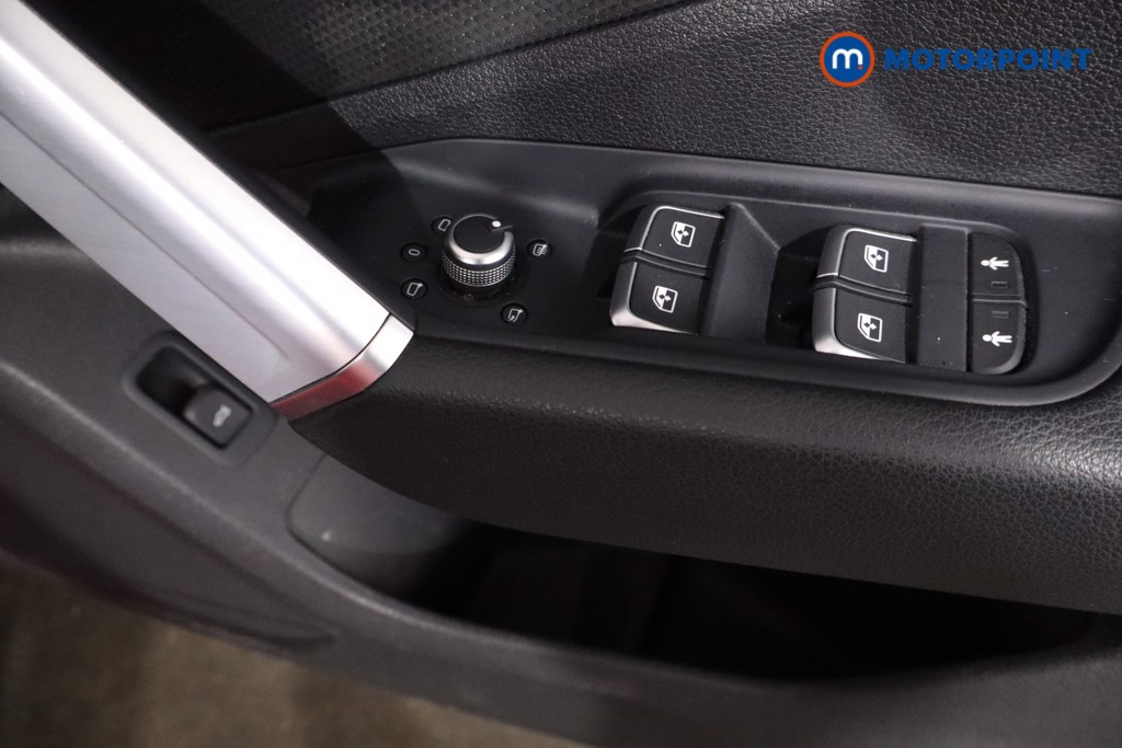 Audi Q2 S Line Manual Petrol SUV - Stock Number (1608406) - 20th supplementary image