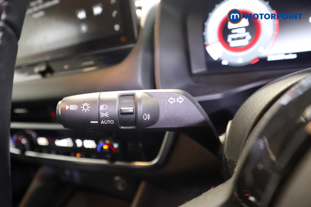 Nissan Qashqai N-Connecta Manual Petrol SUV - Stock Number (1608471) - 10th supplementary image