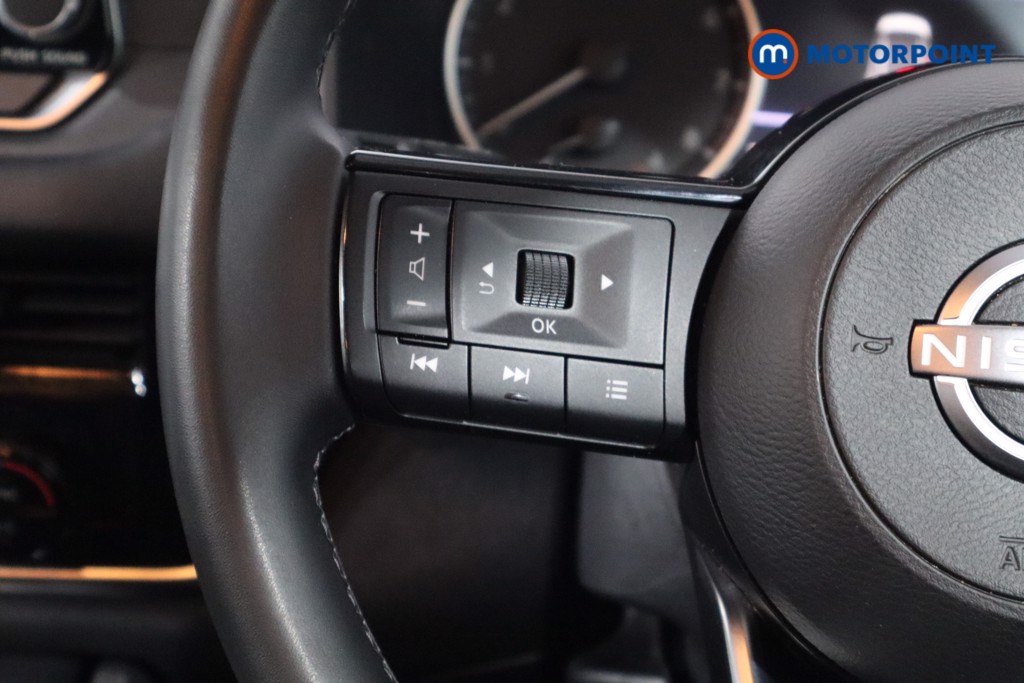 Nissan Qashqai Acenta Premium Manual Petrol SUV - Stock Number (1608501) - 7th supplementary image
