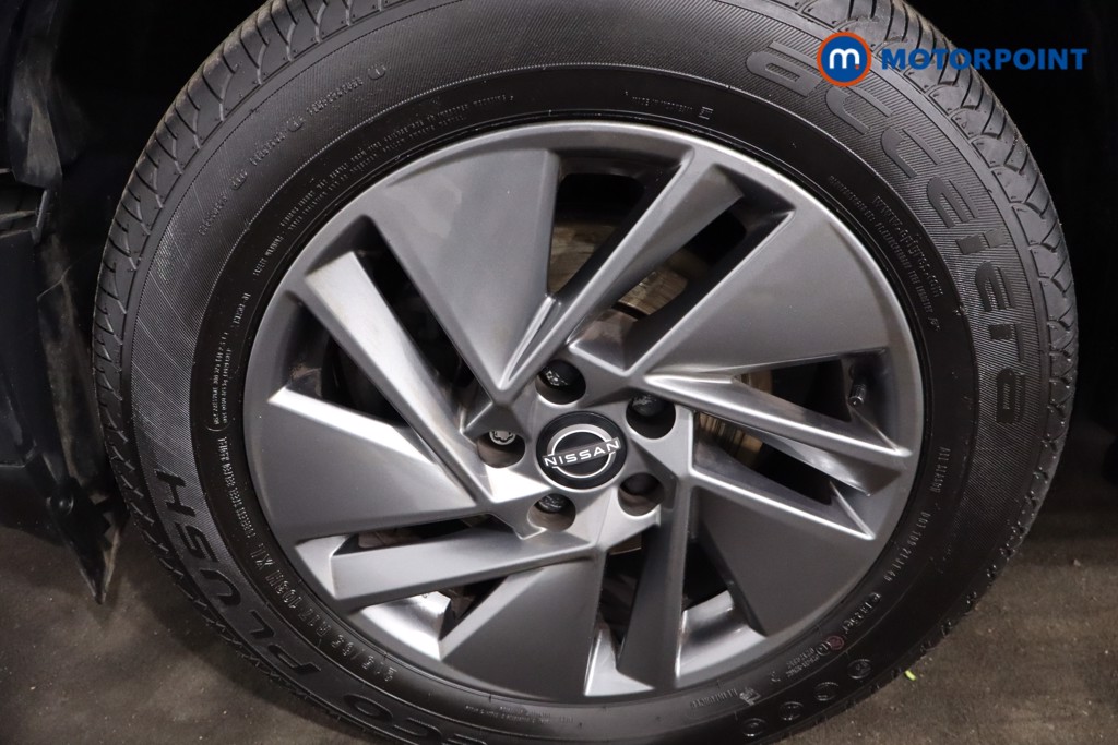 Nissan Qashqai Acenta Premium Manual Petrol SUV - Stock Number (1608501) - 11th supplementary image