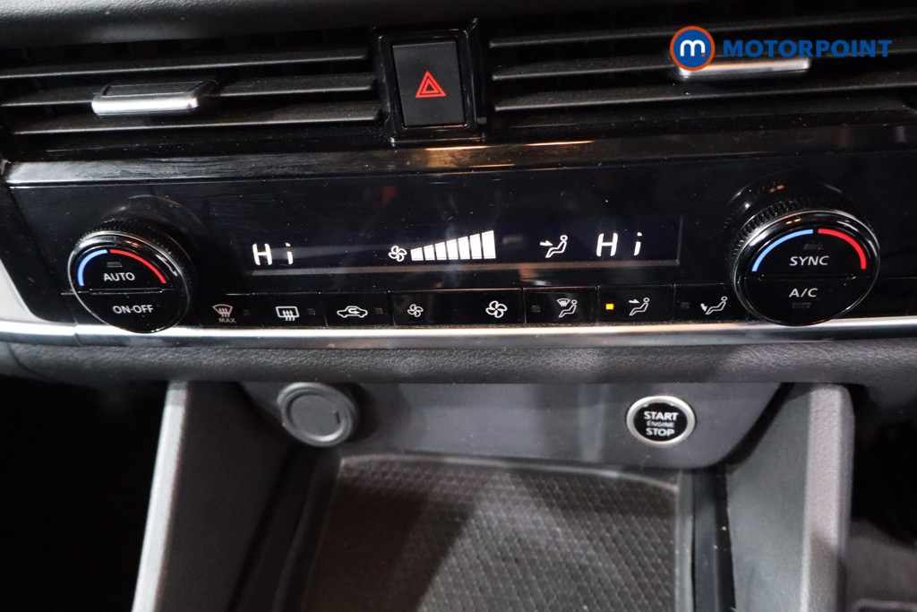 Nissan Qashqai Acenta Premium Manual Petrol SUV - Stock Number (1608509) - 17th supplementary image