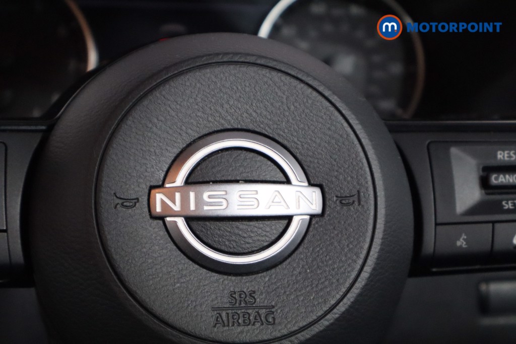 Nissan Qashqai Acenta Premium Manual Petrol SUV - Stock Number (1608509) - 18th supplementary image