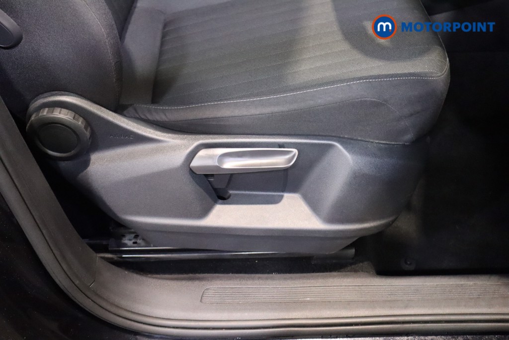 Volkswagen Tiguan Allspace Life Manual Petrol SUV - Stock Number (1609429) - 17th supplementary image