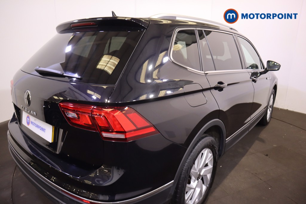 Volkswagen Tiguan Allspace Life Manual Petrol SUV - Stock Number (1609429) - 29th supplementary image