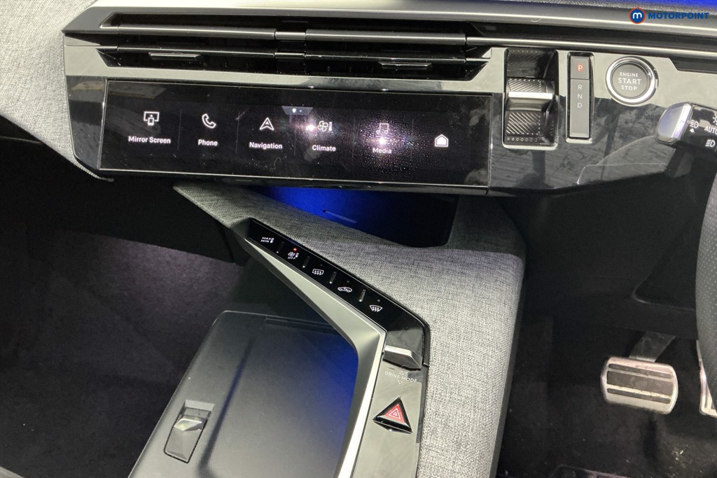 Peugeot 3008 GT Automatic Electric SUV - Stock Number (1609502) - 20th supplementary image