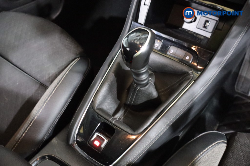Vauxhall Grandland Elite Manual Petrol SUV - Stock Number (1609517) - 12th supplementary image