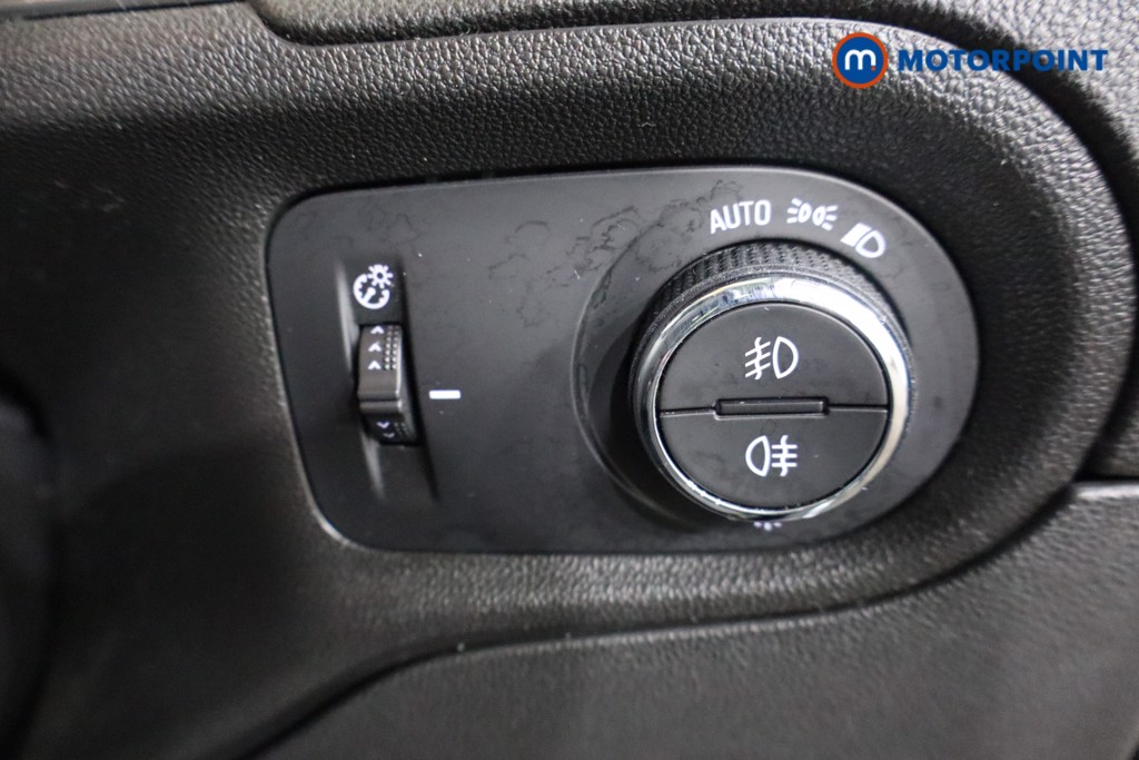 Vauxhall Grandland Elite Manual Petrol SUV - Stock Number (1609517) - 17th supplementary image