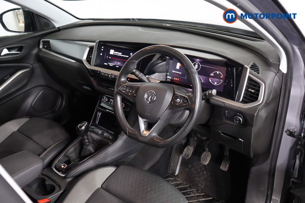 Vauxhall Grandland Elite Manual Petrol SUV - Stock Number (1609517) - 1st supplementary image