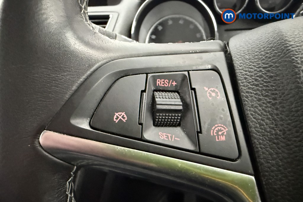 Vauxhall Mokka Exclusiv Manual Petrol SUV - Stock Number (1609925) - 13th supplementary image