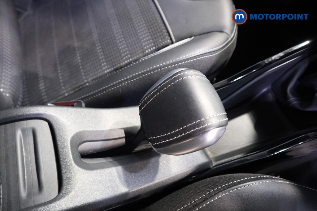 Peugeot 2008 Allure Manual Petrol SUV - Stock Number (1610017) - 11th supplementary image