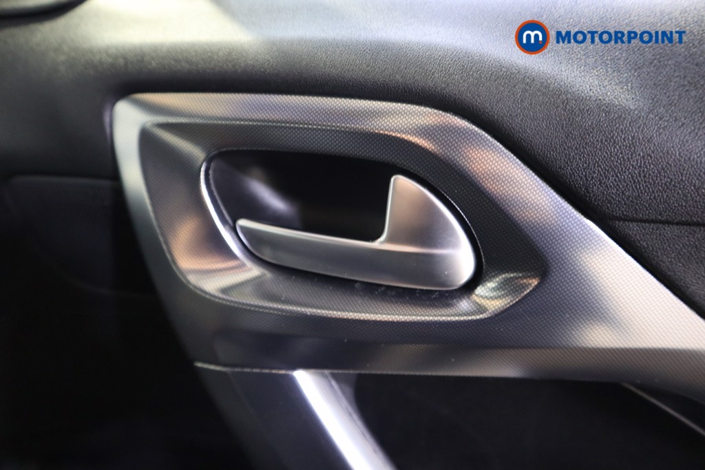 Peugeot 2008 Allure Manual Petrol SUV - Stock Number (1610017) - 14th supplementary image