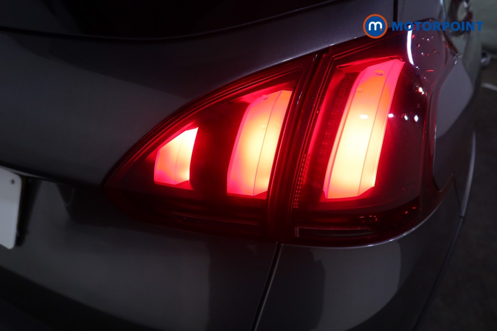 Peugeot 2008 Allure Manual Petrol SUV - Stock Number (1610017) - 27th supplementary image