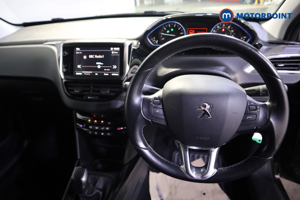 Peugeot 2008 Allure Manual Petrol SUV - Stock Number (1610017) - 1st supplementary image