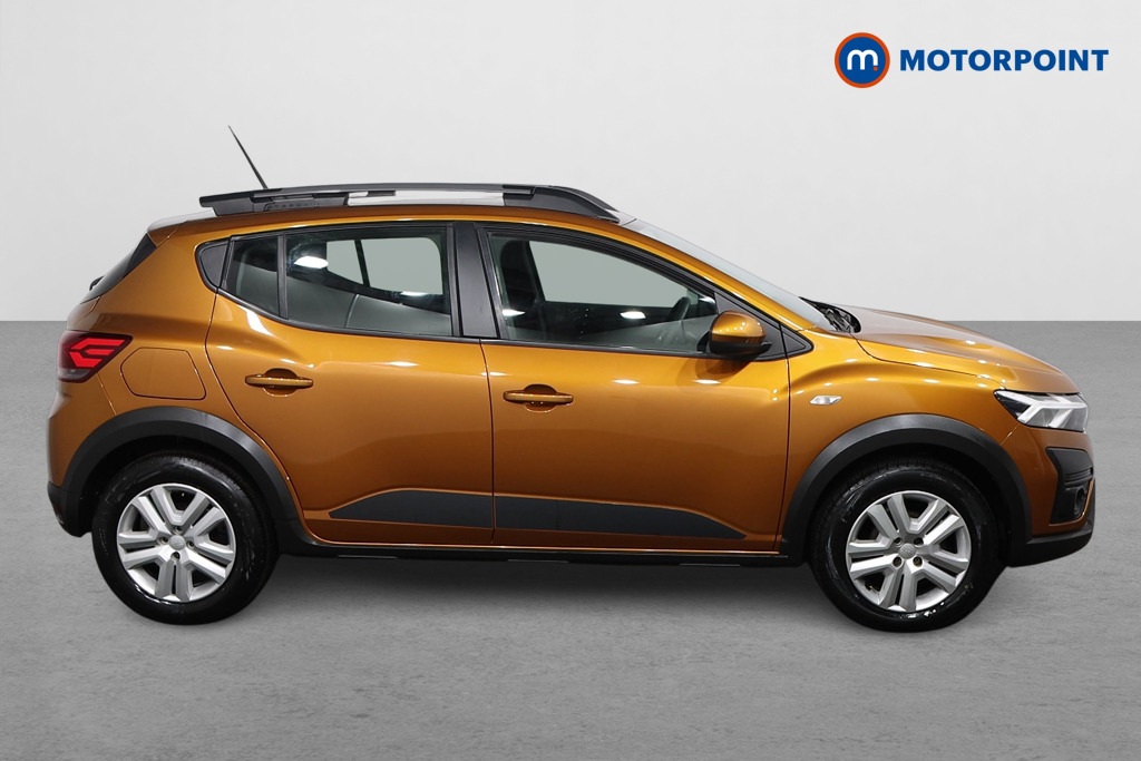 Dacia Sandero Stepway Expression Manual Petrol Hatchback - Stock Number (1610225) - Drivers side