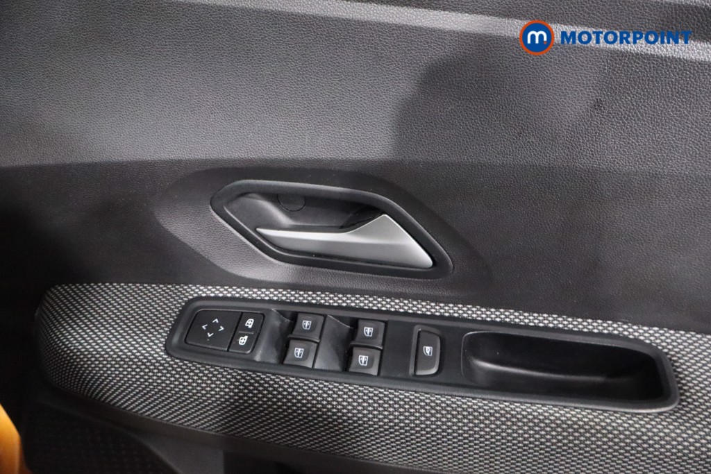 Dacia Sandero Stepway Expression Manual Petrol Hatchback - Stock Number (1610232) - 23rd supplementary image