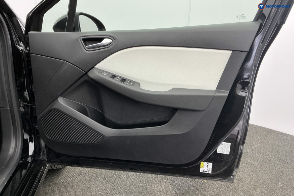 Renault Clio Techno Automatic Petrol-Electric Hybrid Hatchback - Stock Number (1610647) - 25th supplementary image