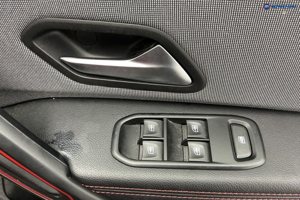 Dacia Duster Techroad Manual Petrol SUV - Stock Number (1610654) - 25th supplementary image